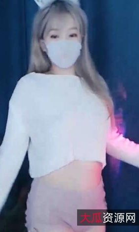 虎牙主播擦边尺度合集98.3g:百度、ED2K、荤素均可按需下载