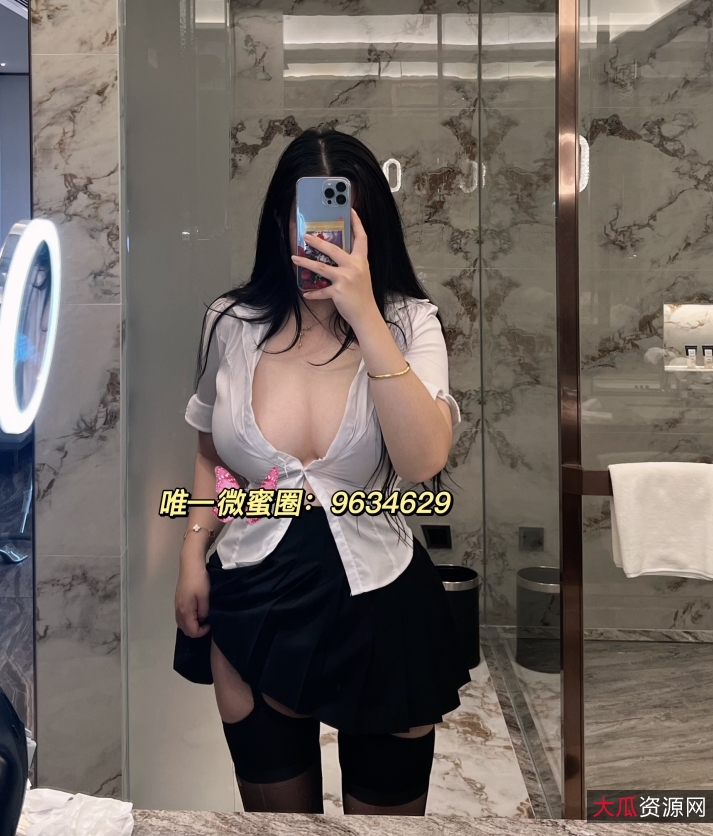 迷人五姨太微密圈照片视频合集20222400P/74V+16G