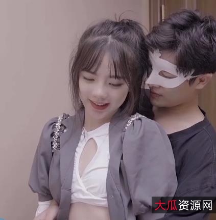 精选：潘甜甜三部曲3V/3G智能手机