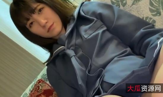 清纯小姐姐双D齐K学生装