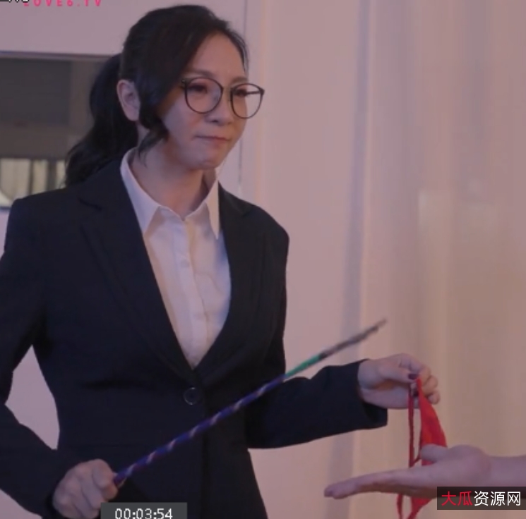 小雪出演的《11v5.4g》传媒新闻，收藏15百度ED2K