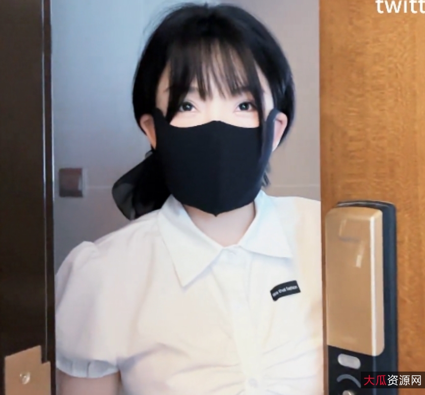 网络红人大罩杯胖臀萌之乖乖8v4.3g视频收藏热议