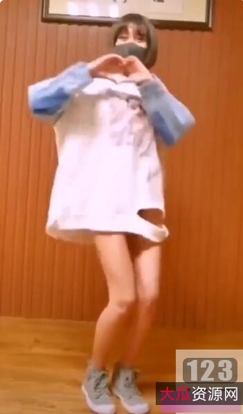 抖音热门视频合集64部，笑料满满，精彩不断！