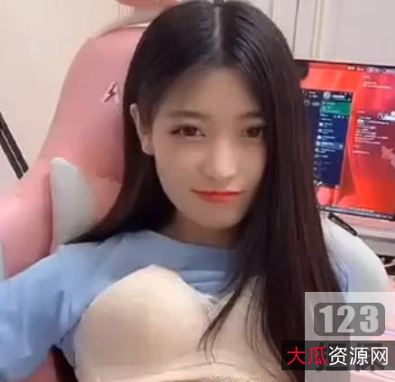 热度爆表!月月大小姐姐&夜微凉资源大放送,3V34M视频等你来下载!