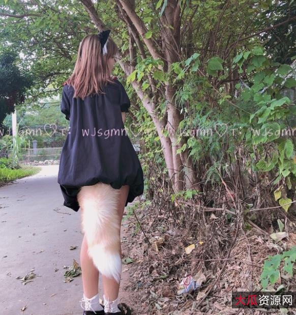 某推超人气小鹿酱优质罗莉光“阴”姬19V-9.3G火辣敏感美女完整合集车灯多汁自娱自乐技术