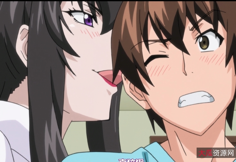 漂亮妻子尿尿偷看自压，老公不在家给感觉逆推