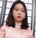 Yiyi性感灰色丝袜脚丫展示，34分钟视频大放送！