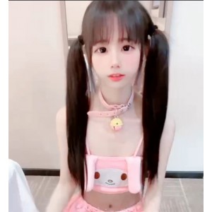 小雯宝宝自拍合集：超幼齿妹子妩媚露脸，颜值高清纯可爱，大量管饱互动视频，推荐下载