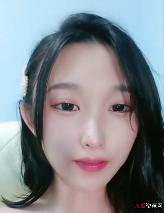 青春小仙女小九玥胖臀甜美放飞自我视频1v+0.99G