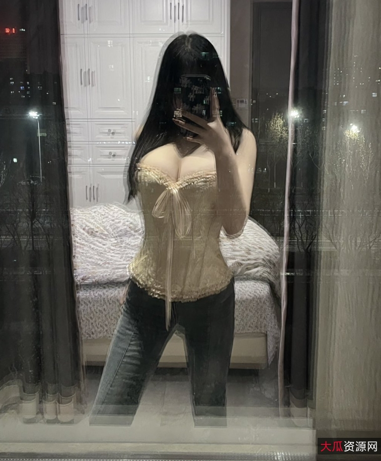 小鲅鱼定制，5.8g大罩杯福利姬，506收藏，5月新增