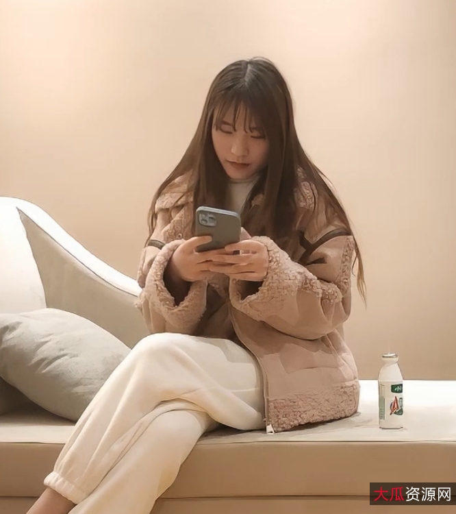 壹D探花直播合集219v183.8g，笑容阳光正能量满满