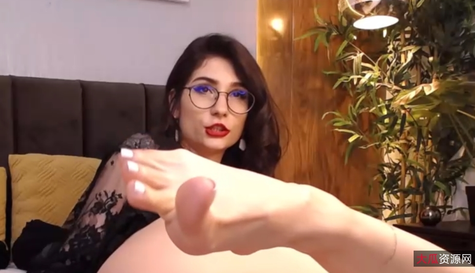 Aimeekelly：美腿丝足视频大放送，百度单下，数量惊人！