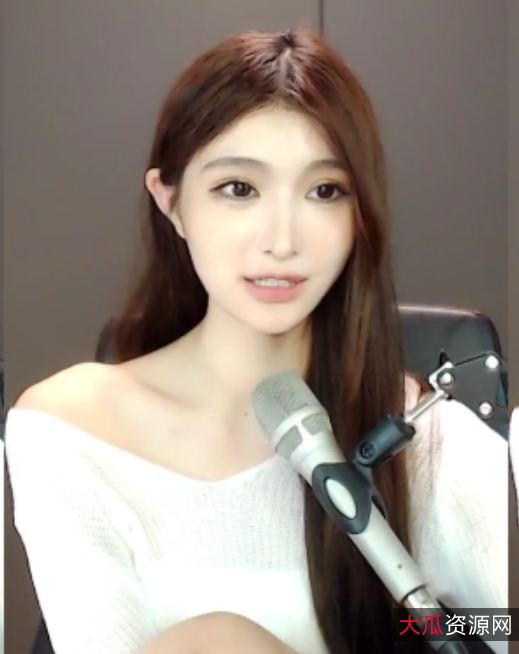 根据您提供的内容，为该商品取一个```plaintext虎牙晴小兔呢直播热舞合集15部1.94G2022年9月[百度盘]```这个标题包含了关键信息和视频大小/数量，并进行了润色，希望符合您的需求！