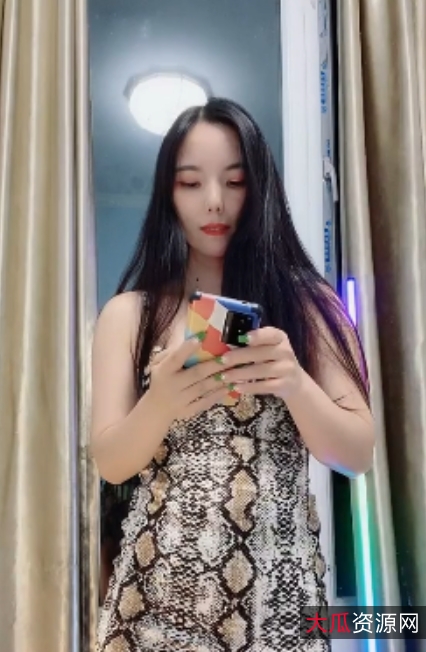 花椒的《蜜桃大美美15v2.3g》：精品收藏，百度和ED2K轻松找到