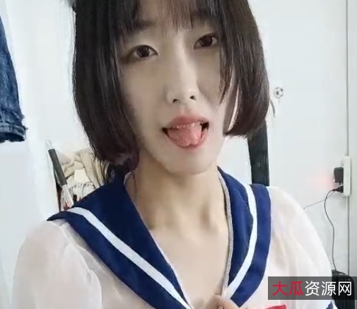 神秘骨逗妹子：小奶敷敷视频收藏百度ED2K