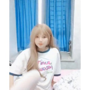 “小溪要早睡，收藏37”