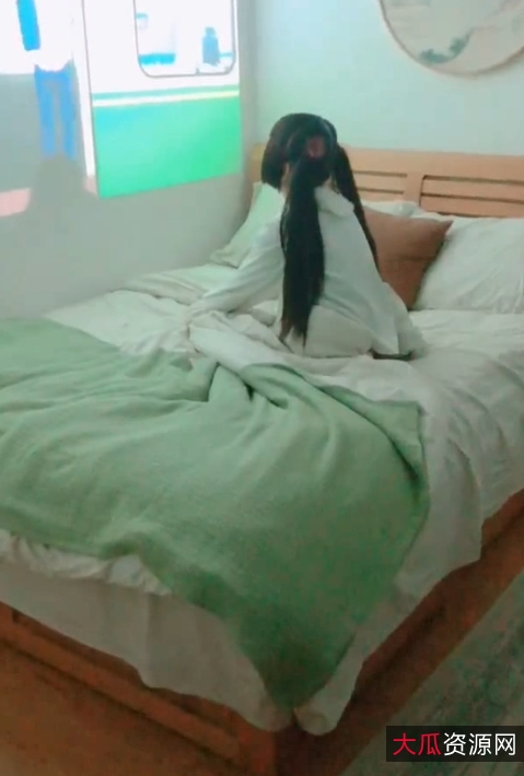 野餐兔热舞福利7.75G视频合集大量精彩舞蹈表演尽收眼底百度、ED2K下载