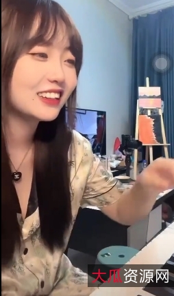 抖音快手疯狂妹子小芳漏点闪现合集第五弹，206个精彩视频，2.5G视觉盛宴等你来享！