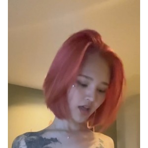 [自行打包]+泰国推特40万粉丝优质网红模特「mueylix」OF露脸有尺度互动...+[2v+1.24G][百度盘]