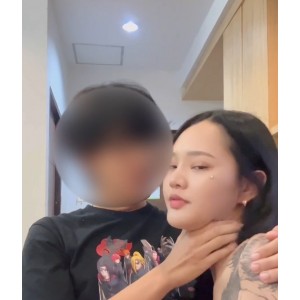 [自行打包]+泰国推特40万粉丝优质网红模特「mueylix」OF露脸有尺度互动...+[2v+1.24G][百度盘]