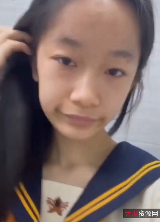 独特女大学生胡椒仔视频集合，105个视频14G大小