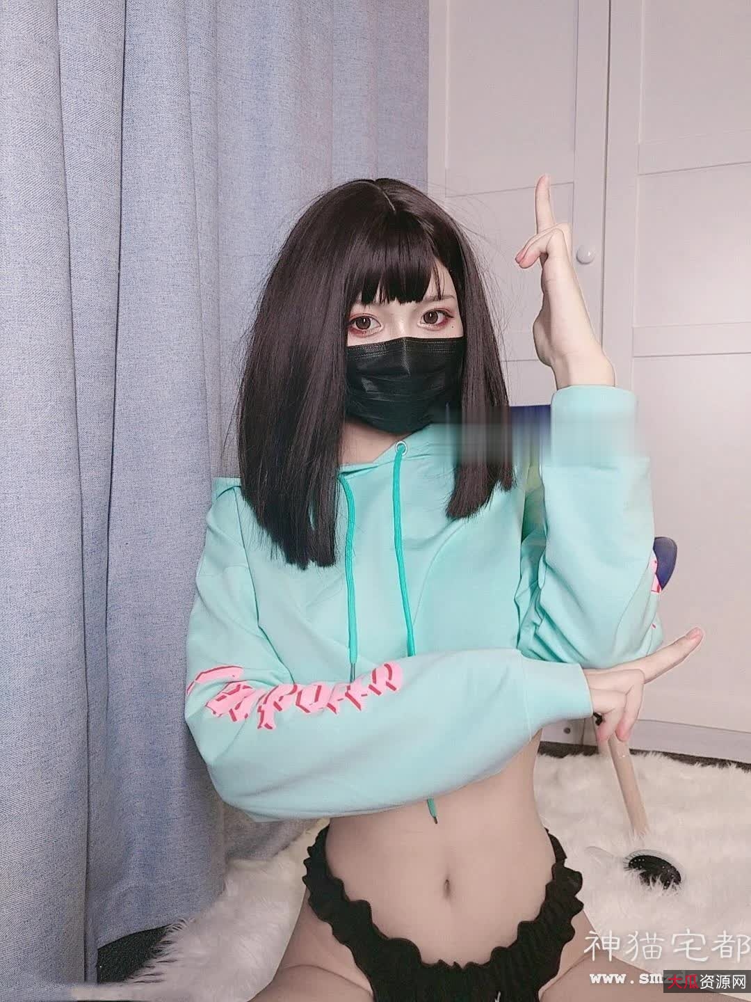 快手网红白袜袜格罗吖绝版合集21V18.3G，推特女神作品，包含打粑粑视频