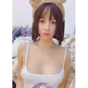 网红斗鱼聊天型主播过期米线线最新作品合集5V1G，颜值身段俱佳