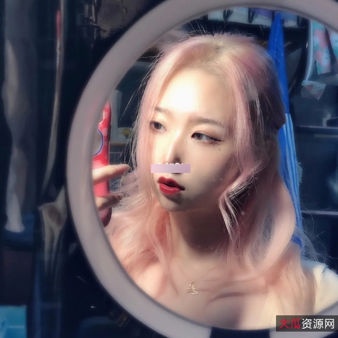 推特高品质腿神子染姐姐最新合集45VXXG，迷人腿部展示