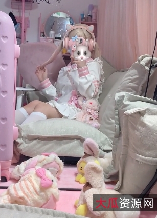 推特小奥喵可爱二次元视频4部310MB完美身材