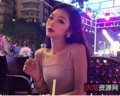 小可爱老师一对一定送合集10部501M火辣御姐