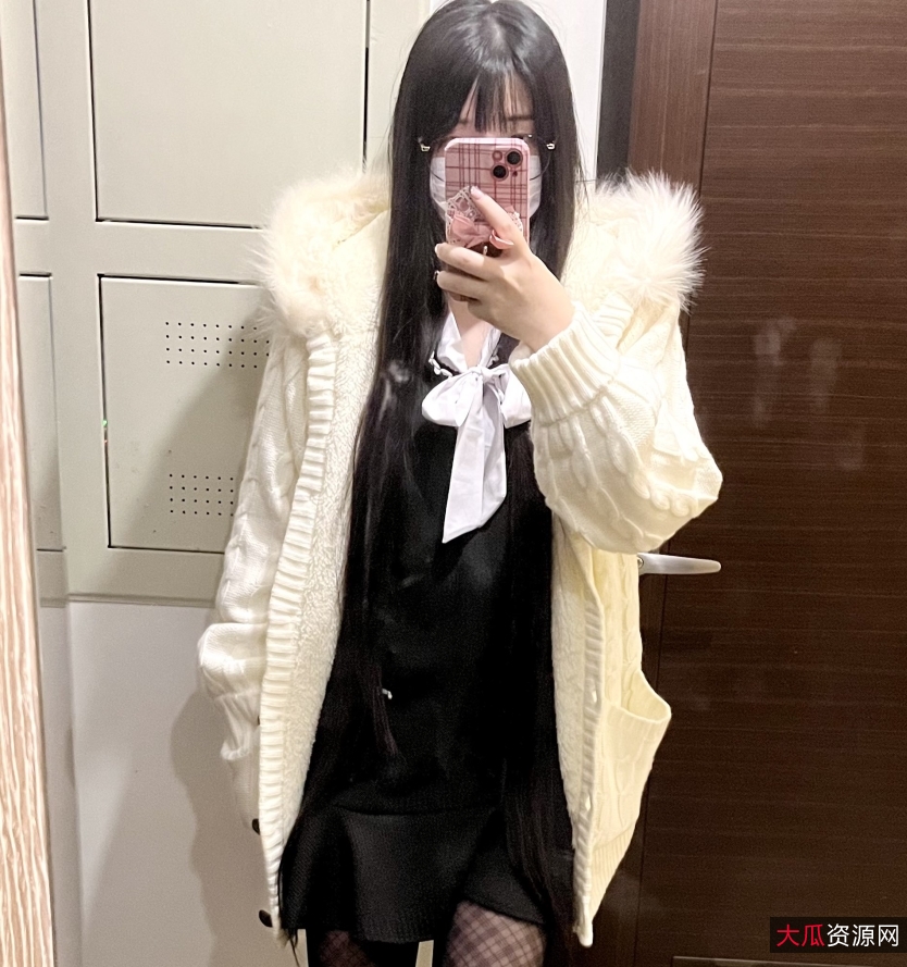 糖心落落RakuCOS视频28部13G这腿绝了