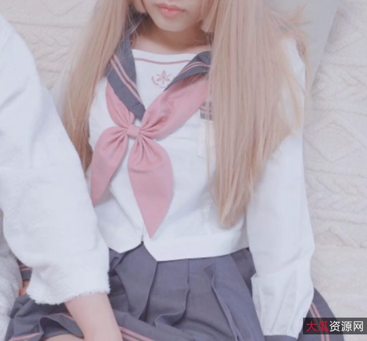 小蓝鸟米胡桃死库水珍藏71V21.7G腿控神级福利