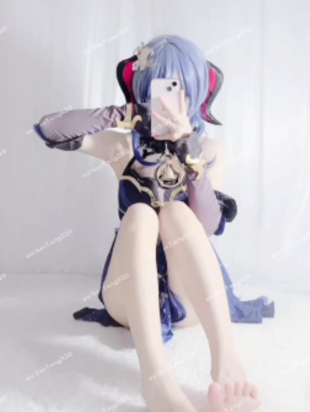 推特小池里奈绝美福利姬15v3.92g