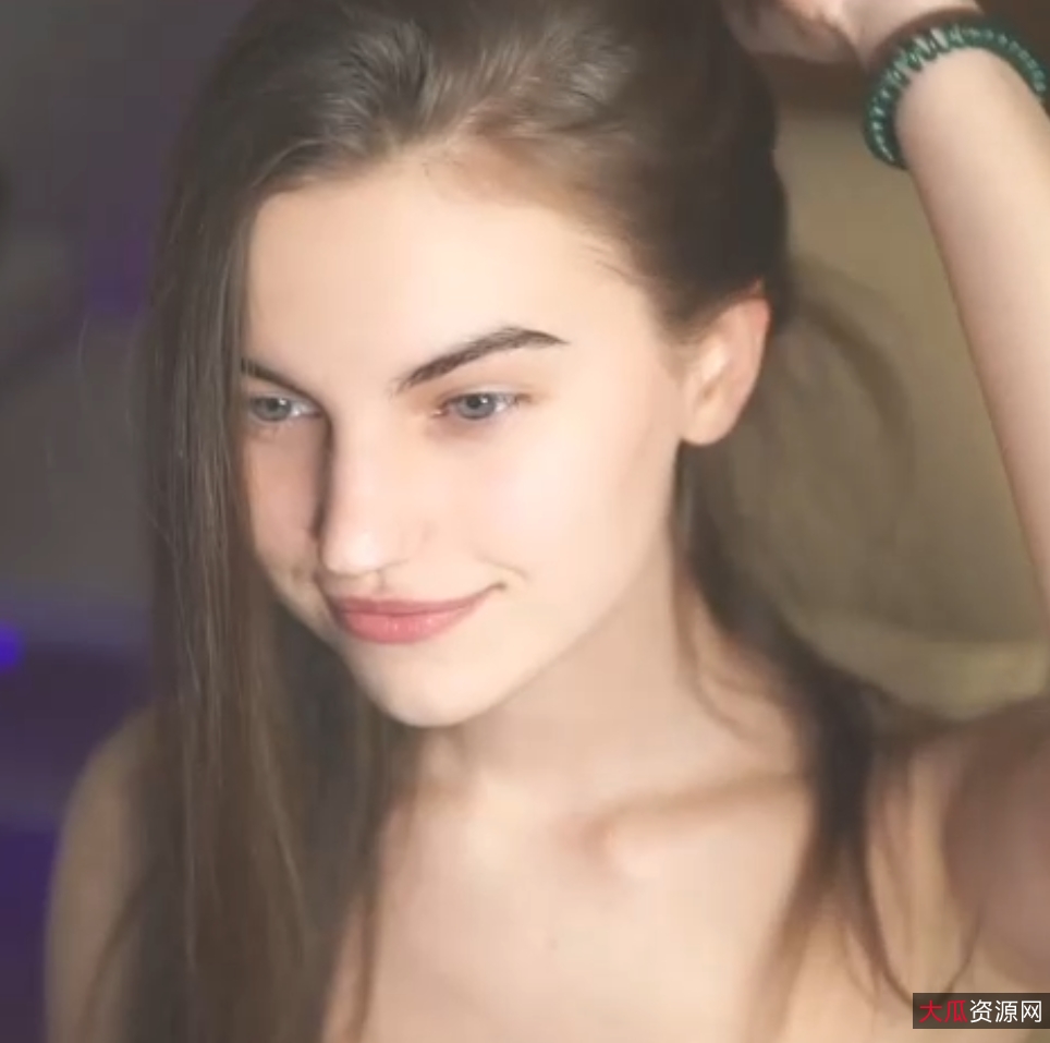 妖舌OnlyFans道具视频65部31.3G太诱人