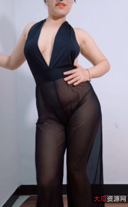 百度云资源Bobo姐刘大美露骨广场舞11V4G勒沟全景