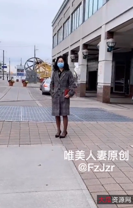 百度云小唯妻子福利合集15部9G补档后推视角浴室水珠流大腿根特写某处紧致含叫喘服务