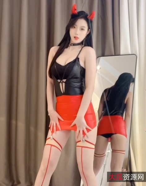 抖馒头圈圈吖定制舞合集21.7G，收藏99