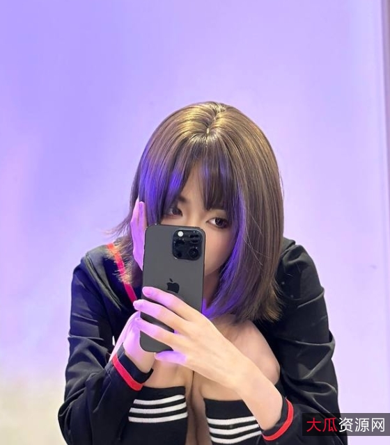 私人收藏小鱼饭馆绝密私拍85v8.6g深夜实况