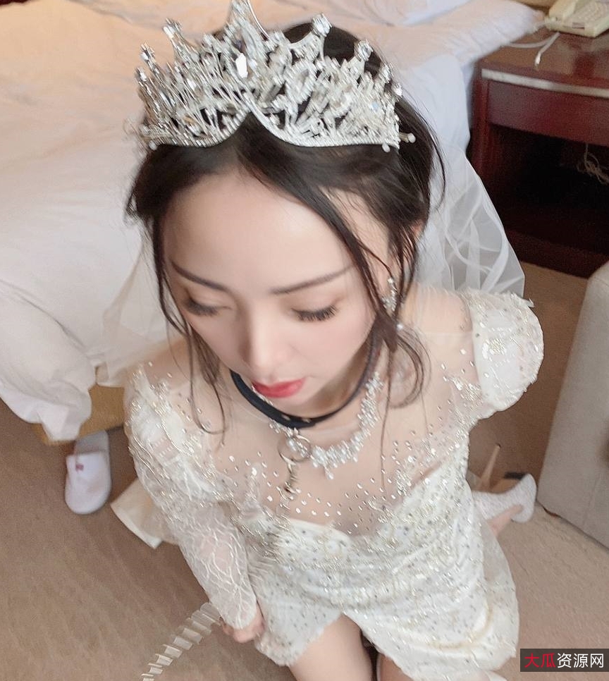 兔兔VIP群胖臀珍藏版81部4.7G摇头晃脑真劲爆