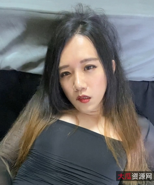 推特CharlotteNiya优质珍藏129部18.4G合集