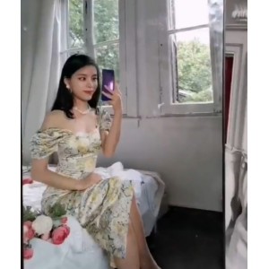 推特riri617私密合集98图28V132M清纯反差