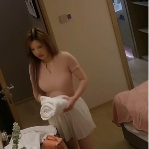 小海臀Rena抖音多视角露脸互动1部1.4G火辣