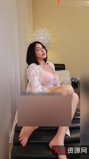 抖音谭晓彤私密影像合集598MB珍稀库藏