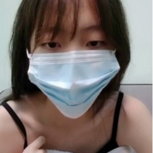 菠萝果酱眼镜娘双马尾白丝341v336G珍藏绝美