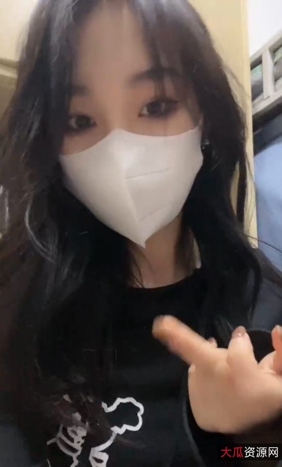 推特小X大王优质丝足羞辱53v21.4g