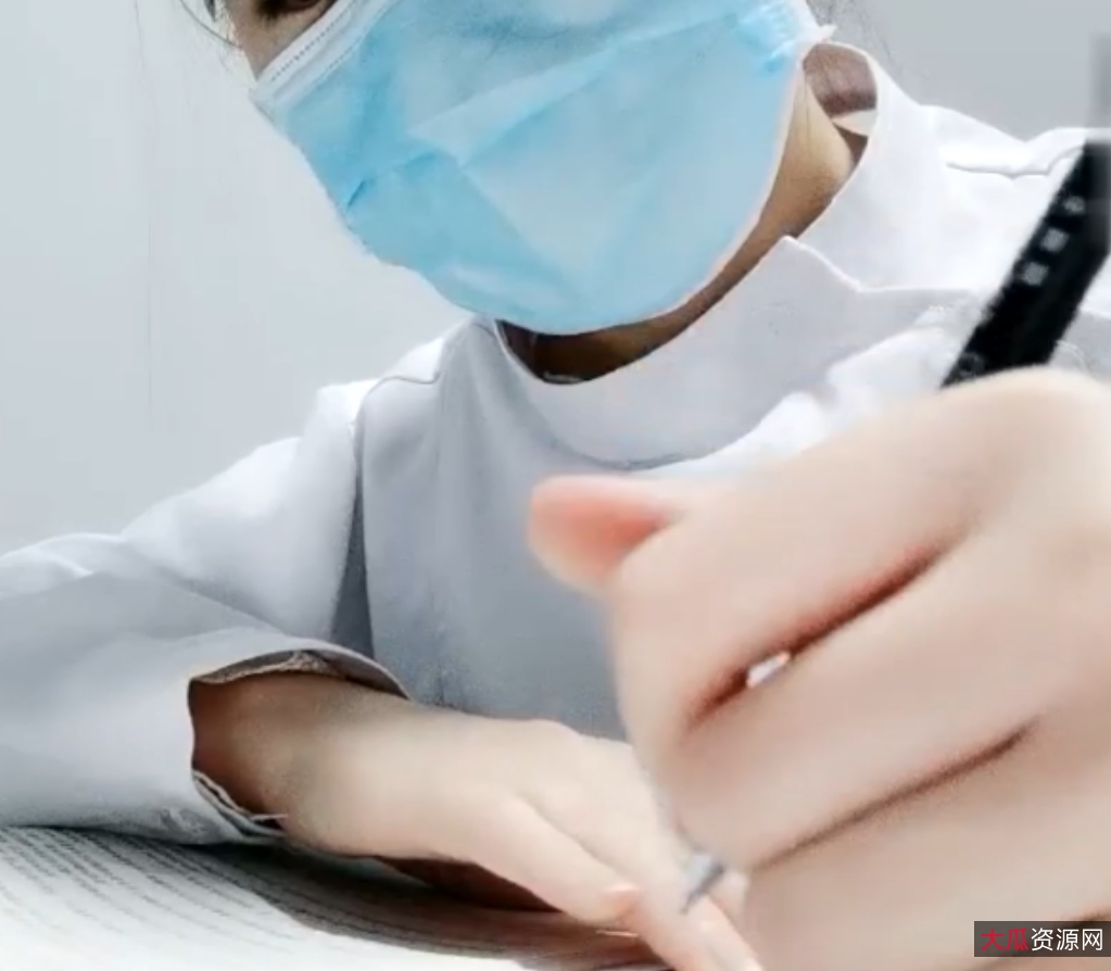 推特画画的babyii小护士服装超顶作品88部50G