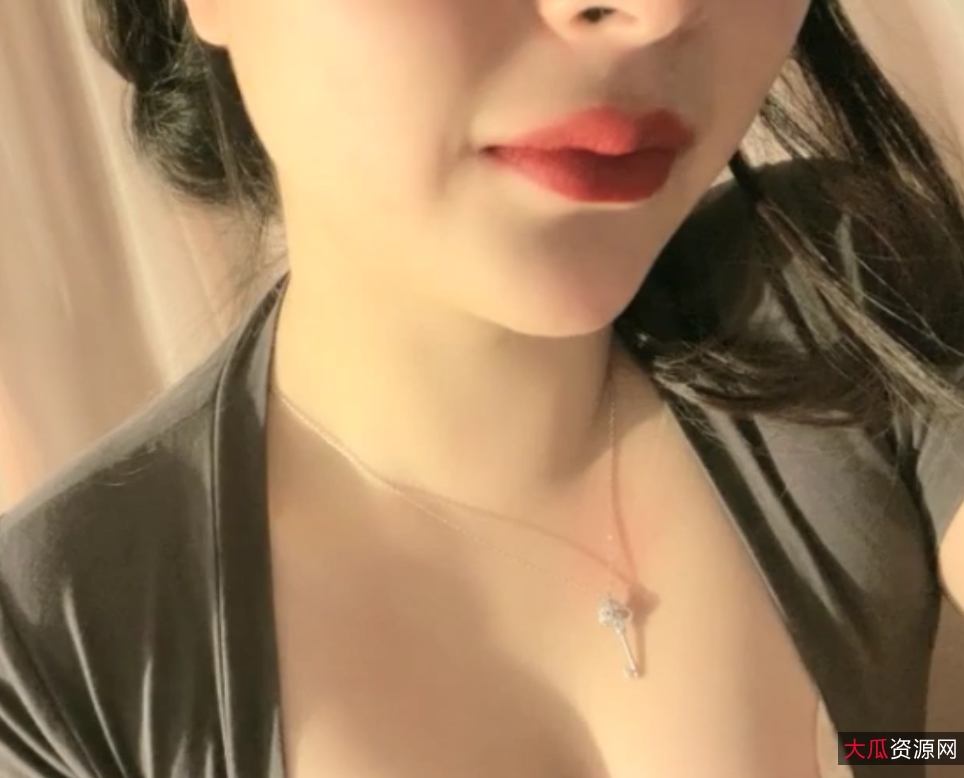 小奶瓶会所实拍37部30G绝密展示