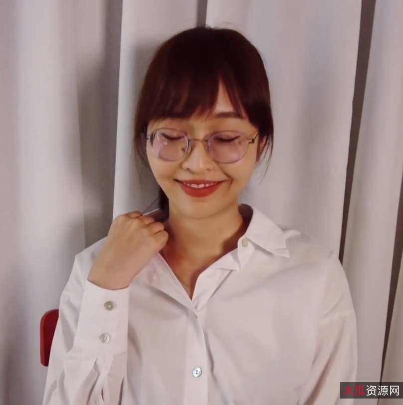 樱桃分享眼镜妹deerlong原档珍藏版219部52G合集