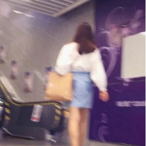 学生妹全系列抄底合集1229V183G推特展示