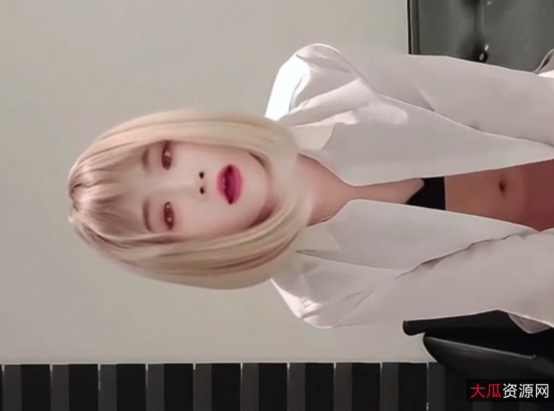 推特小美伪娘TS视频1部934MB超爽